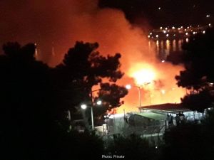 Fire in Vathi Hotspot / Samos